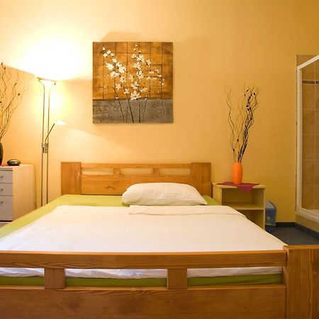 Club Hotel Praha Екстер'єр фото